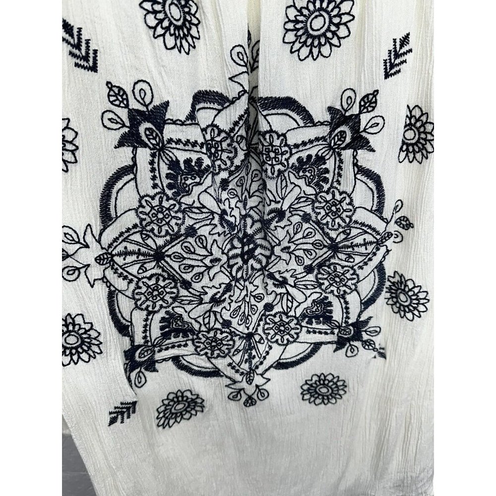 Coco + Jameson Lace Top Sz XL Navy Off White Long Sleeve Tunic Boho - Picture 3 of 9
